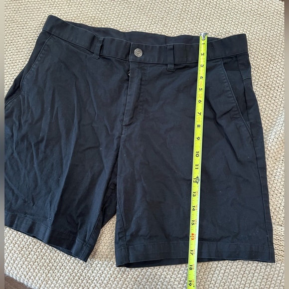 Fabletics Men's Black Shorts Size 36 - Picture 6 of 8